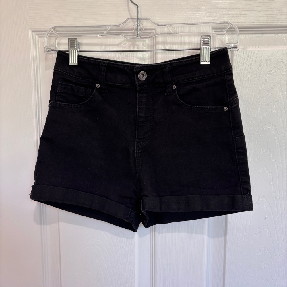 Wax Jean Black Shorts